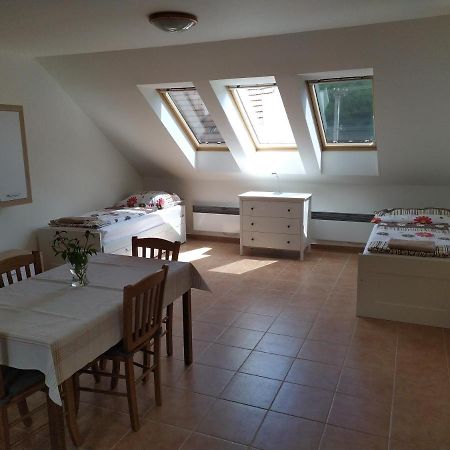Apartment Koprivovi Nemcicky  Luaran gambar