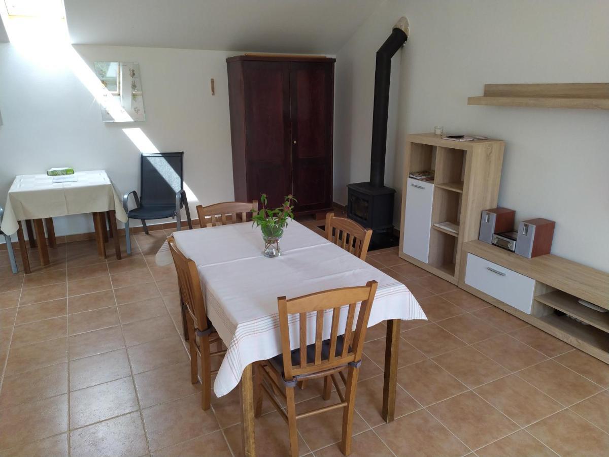 Apartment Koprivovi Nemcicky  Luaran gambar